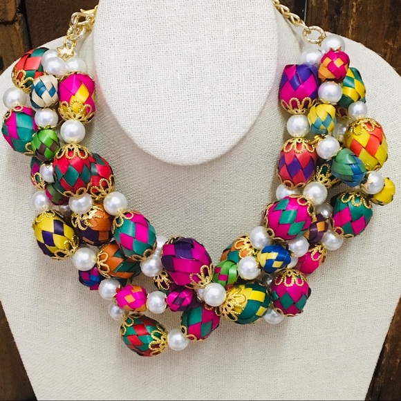 Mexican Handmade Statement Necklace Pearls & Palm - Picture 2 of 8